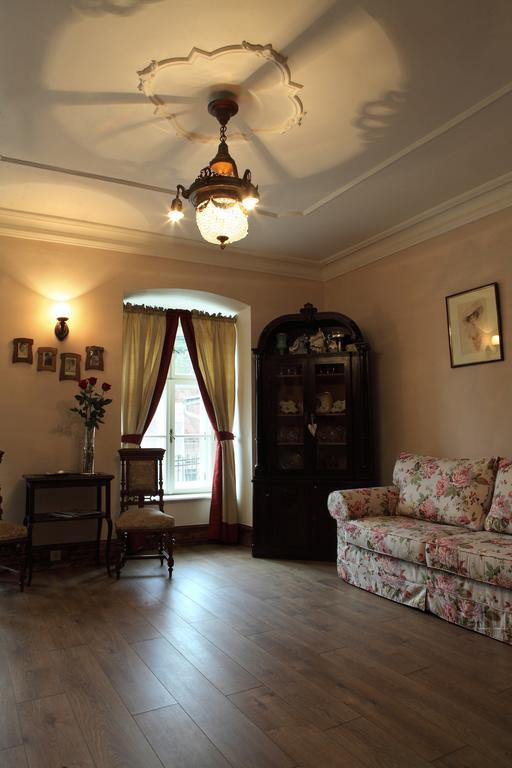Apartmany Antik Pratterov Dom Banská Štiavnica الغرفة الصورة