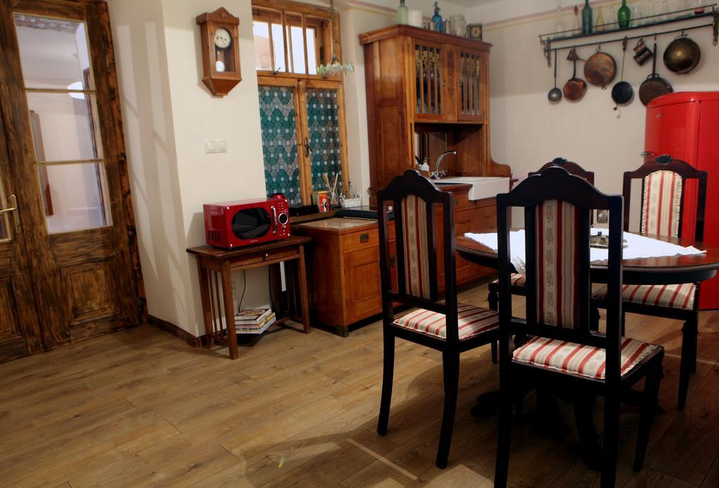 Apartmany Antik Pratterov Dom Banská Štiavnica الغرفة الصورة