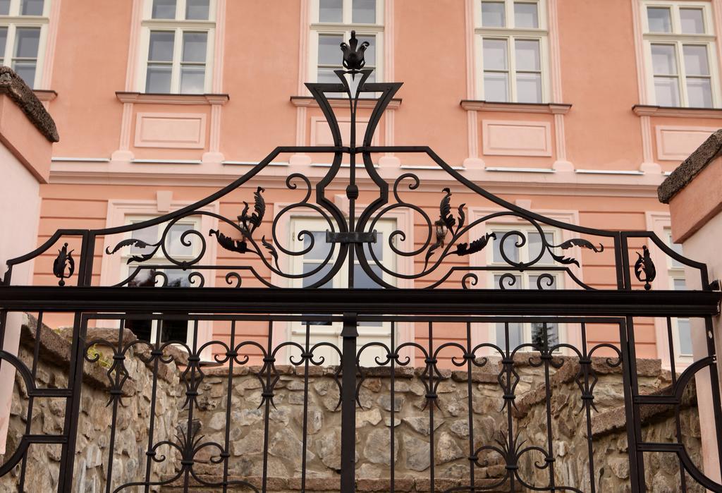Apartmany Antik Pratterov Dom Banská Štiavnica المظهر الخارجي الصورة